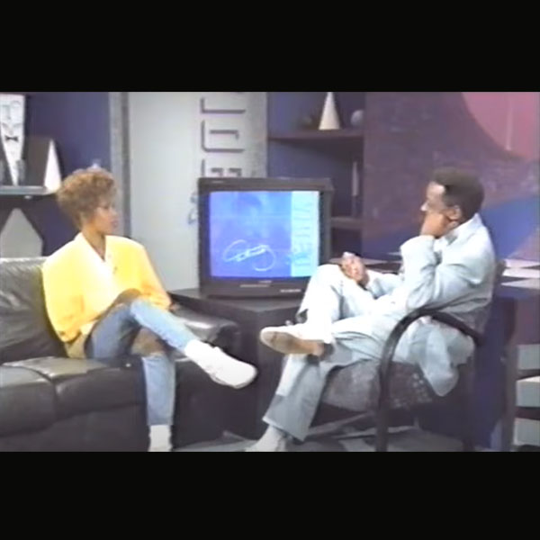 Donnie Simpson interviewing Whitney Houston 1991